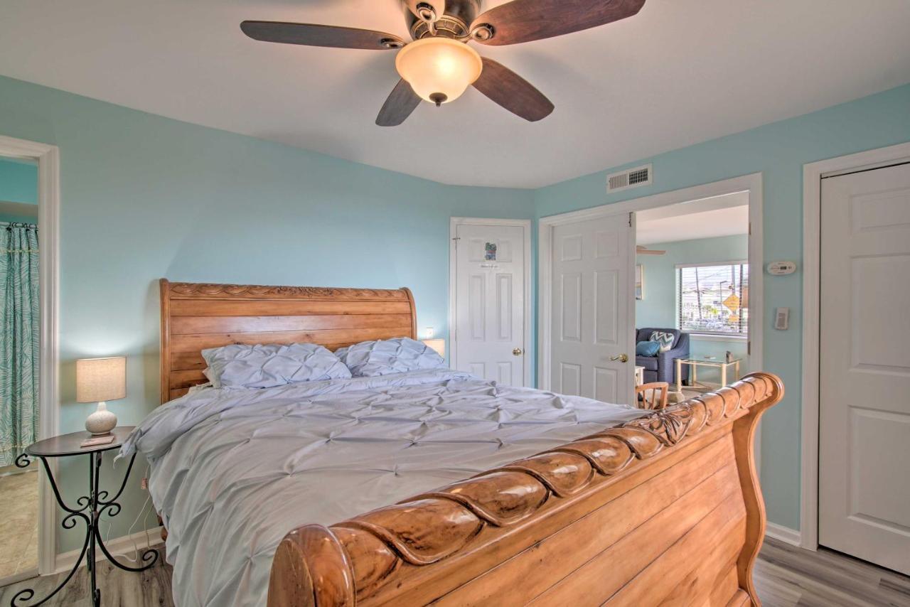 Ocean-View Condo With Deck, Steps To Carolina Beach! Екстериор снимка